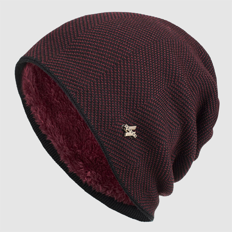 Men's gray textured knit slouch beanie with fleece lining for cozy winter warmth