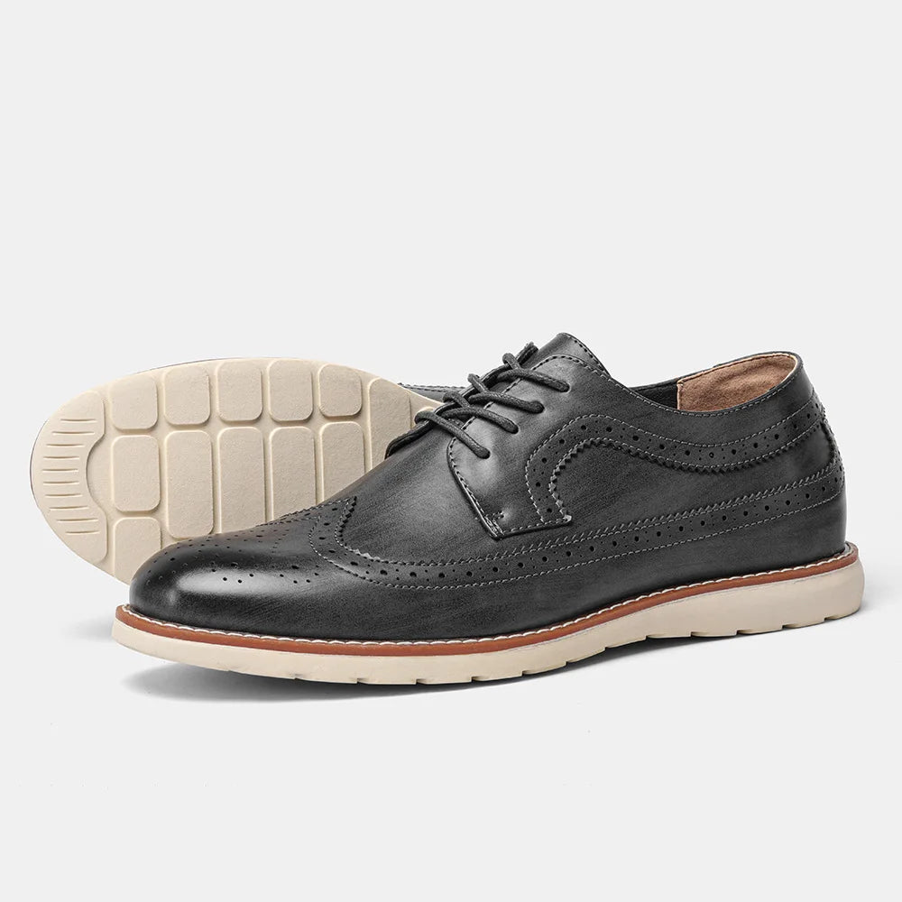 Men's classic brogue Oxford shoes tan leather wingtip design with decorative perforations cushioned sole