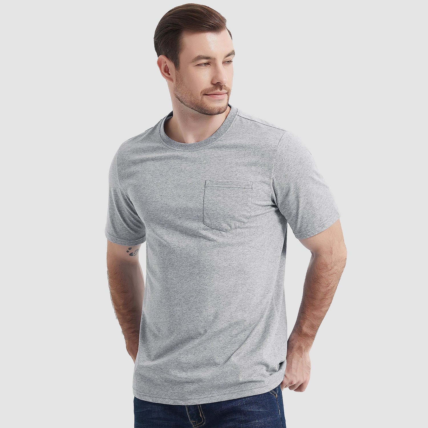 Men's white crew neck cotton tee with chest pocket, short sleeve classic fit for everyday wear
