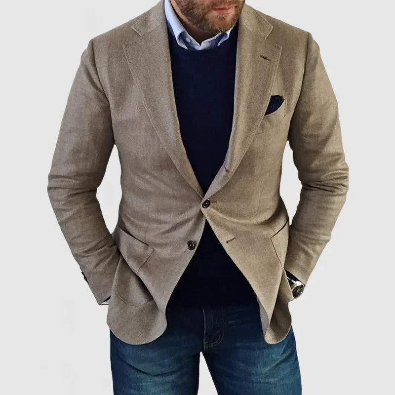Men's tailored two-button casual blazer with notched lapel and welt pockets for smart business style