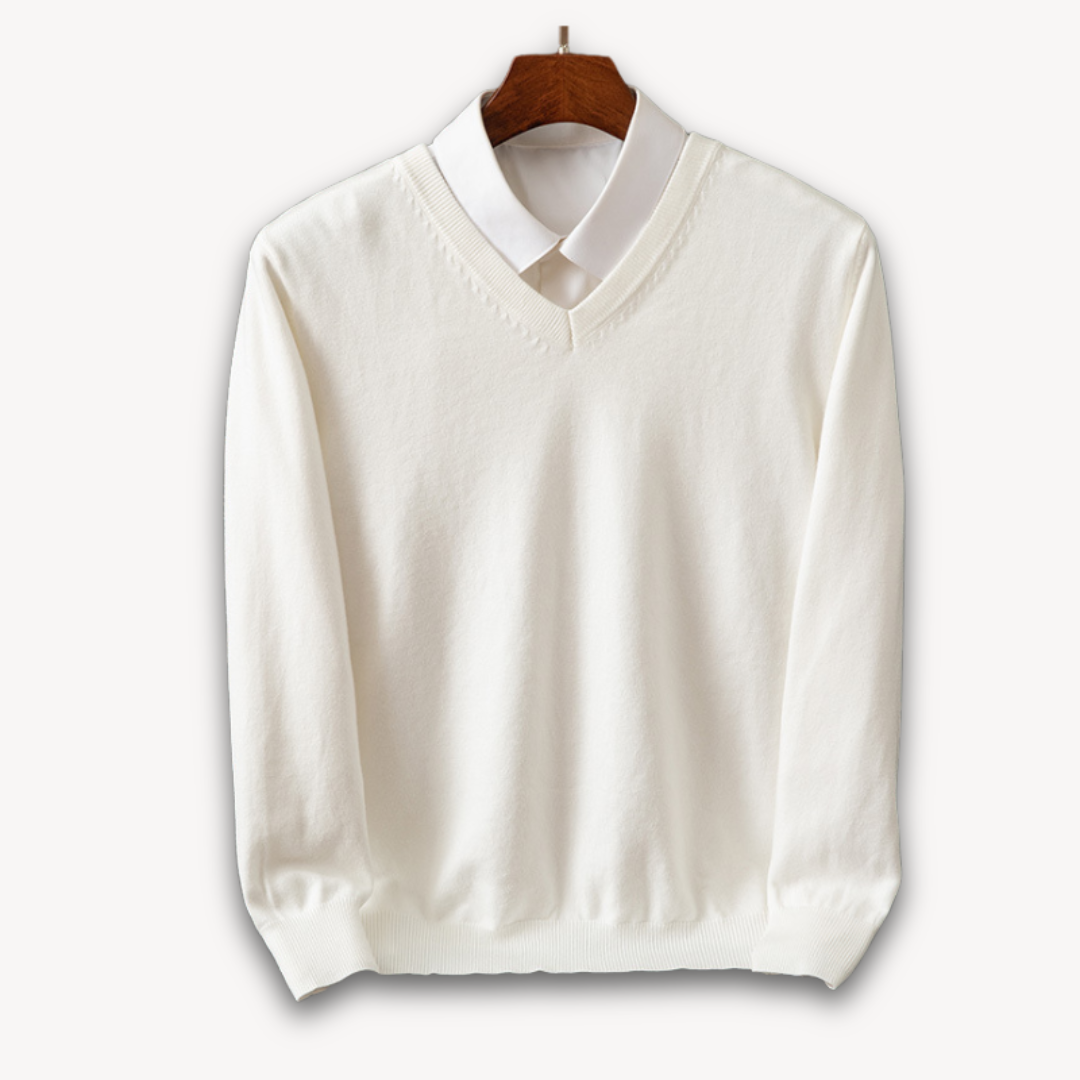 Men's black slim fit V-neck sweater with ribbed cuffs, fine-gauge knit for office to evening wear