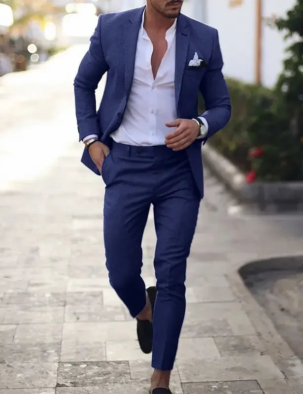 Men's slim fit two-piece suit in classic formal style, tailored blazer with matching trousers for weddings