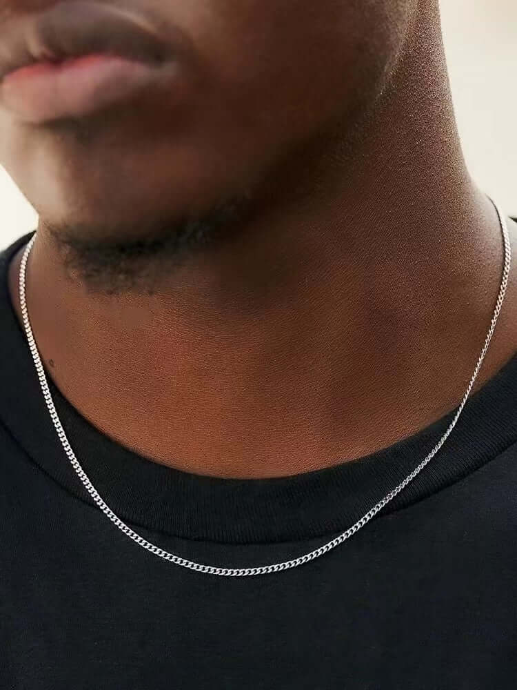 Minimalist stainless steel Cuban link necklace unisex everyday jewelry with vintage charm