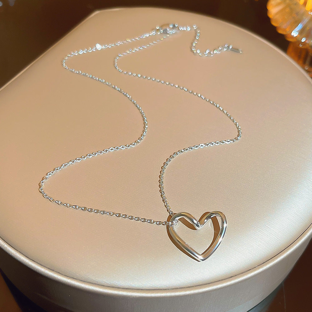 Minimalist heart pendant necklace for women, delicate gold-tone chain, everyday elegant jewelry