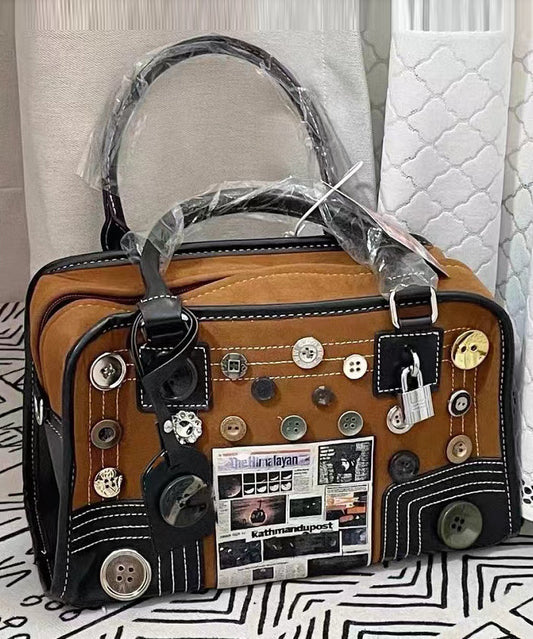 Sac fourre-tout moderne en similicuir marron avec boutons décorés - Urbann-Vibe