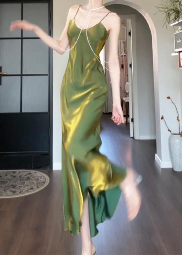 Robe longue drapée en soie verte moderne à col bateau et bretelles spaghetti sans manches - Urbann-Vibe