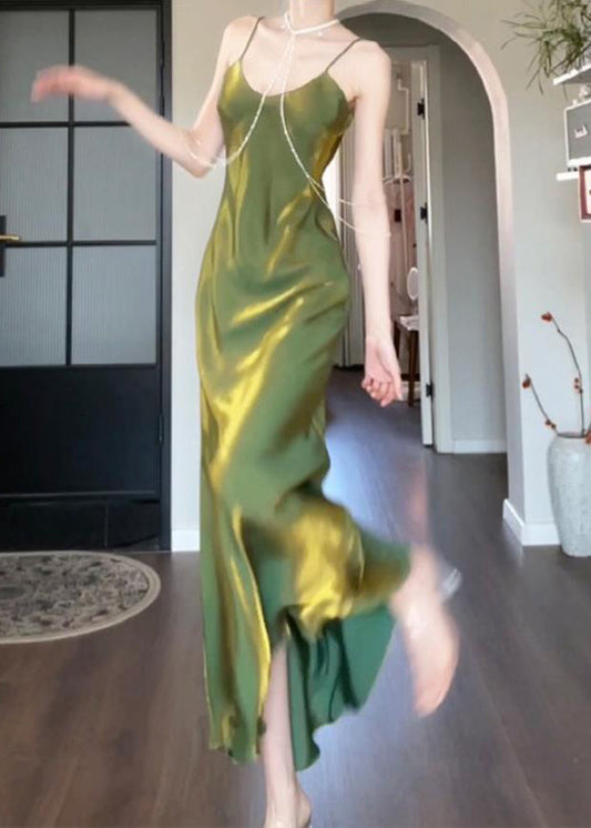 Robe longue drapée en soie verte moderne à col bateau et bretelles spaghetti sans manches - Urbann-Vibe