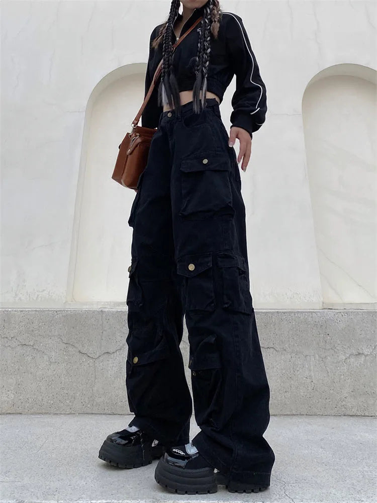 Women's wide-leg cargo pants retro vintage style with multiple pockets relaxed silhouette everyday wear