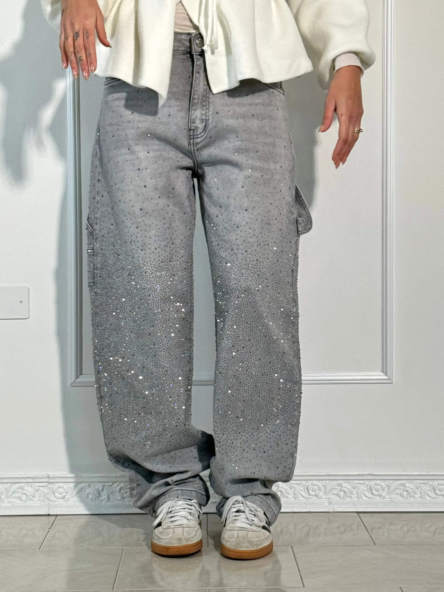 Naomi high-waist balloon-cut wide leg denim jeans with subtle sparkle detail for women