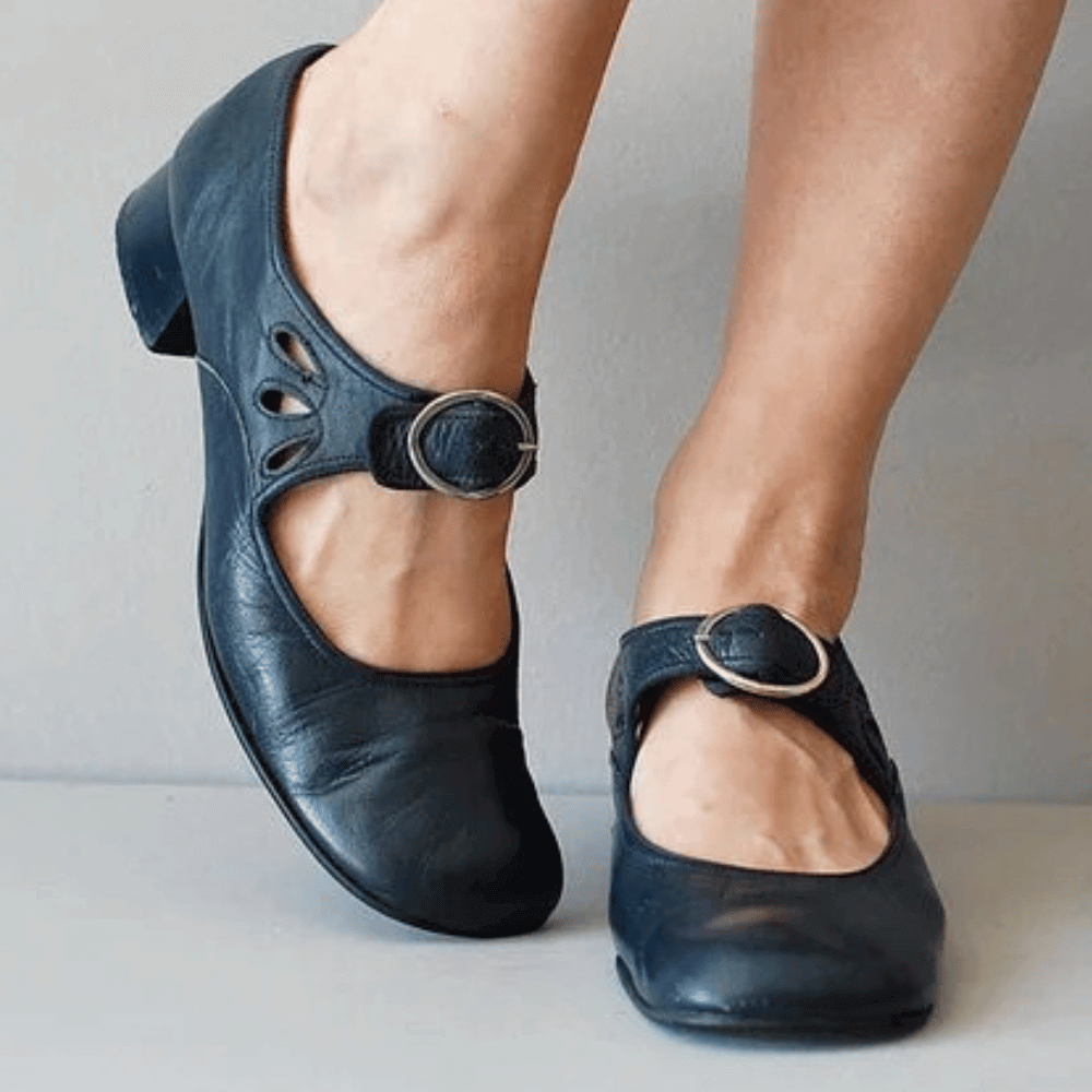 Women's leather-look Mary Jane shoes low block heel round toe buckle cut-outs casual chic