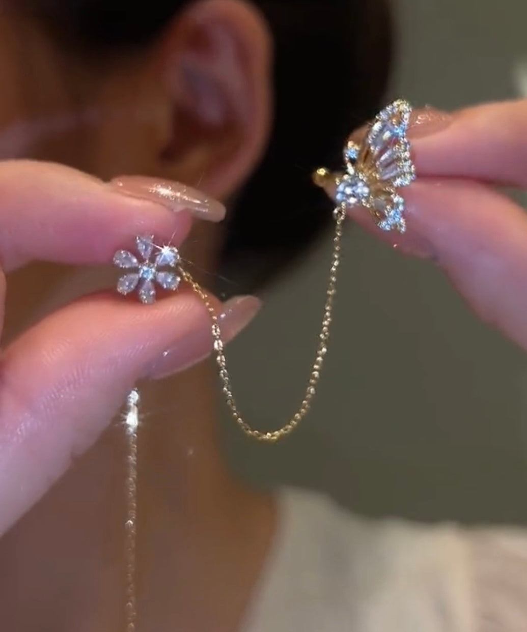 Nouvelle arrivée de boucles d'oreilles à clip papillon en cristal brillant - Urbann-Vibe