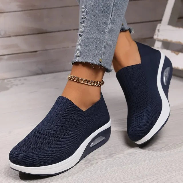 Women's slip-on knit sneakers with air-cushioned lightweight sole for breathable everyday comfort fit