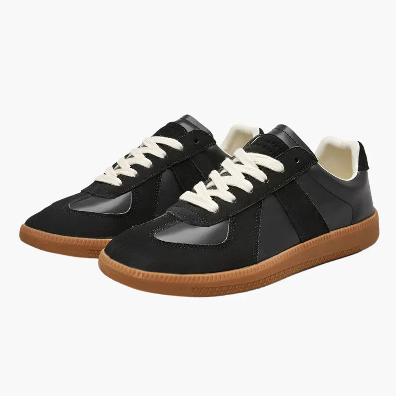 Men's retro sneakers casual style contrasting sole flexible cushion everyday comfort urban look