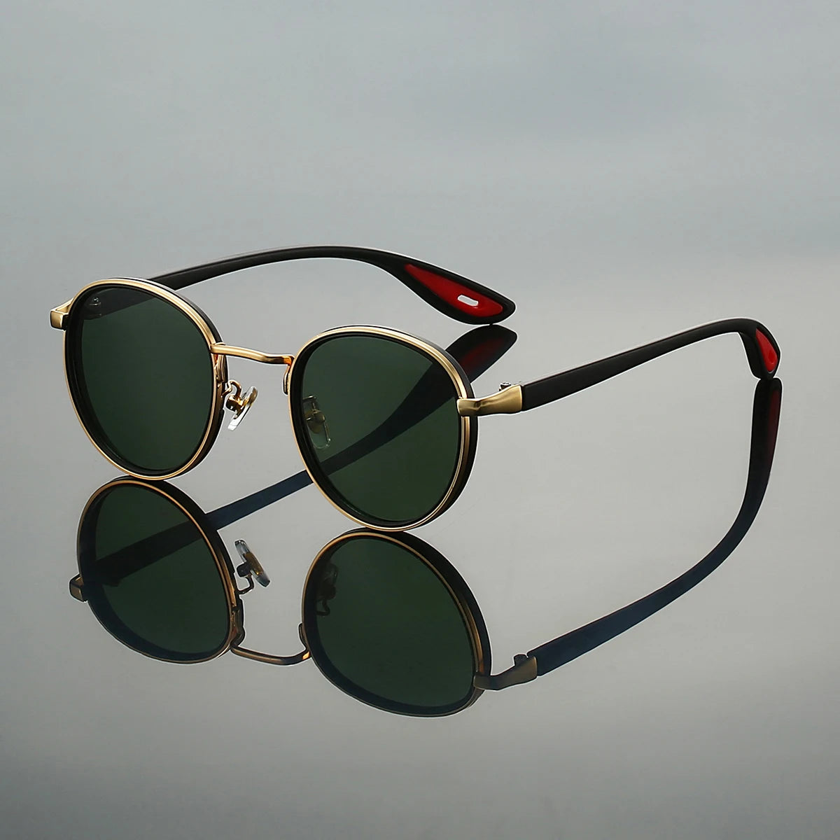 Nova Trail round sport sunglasses with UV-blocking lenses, retro detailing, ideal for active lifestyles