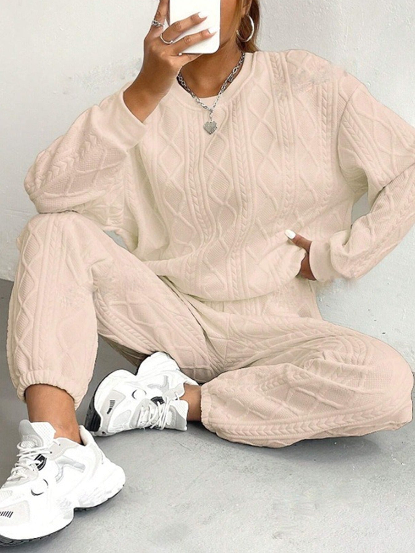 Women's cable knit lounge set relaxed fit top cuffed pants cozy two-piece home comfort style