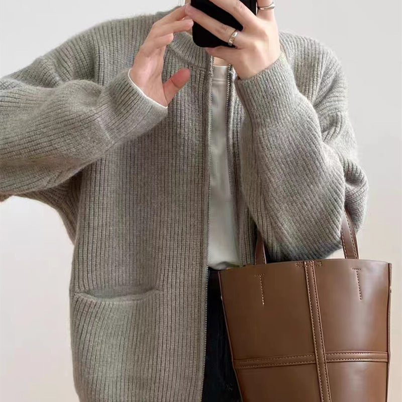 Women's oversized ribbed wool-blend cardigan cozy fit with pockets and double zipper closure