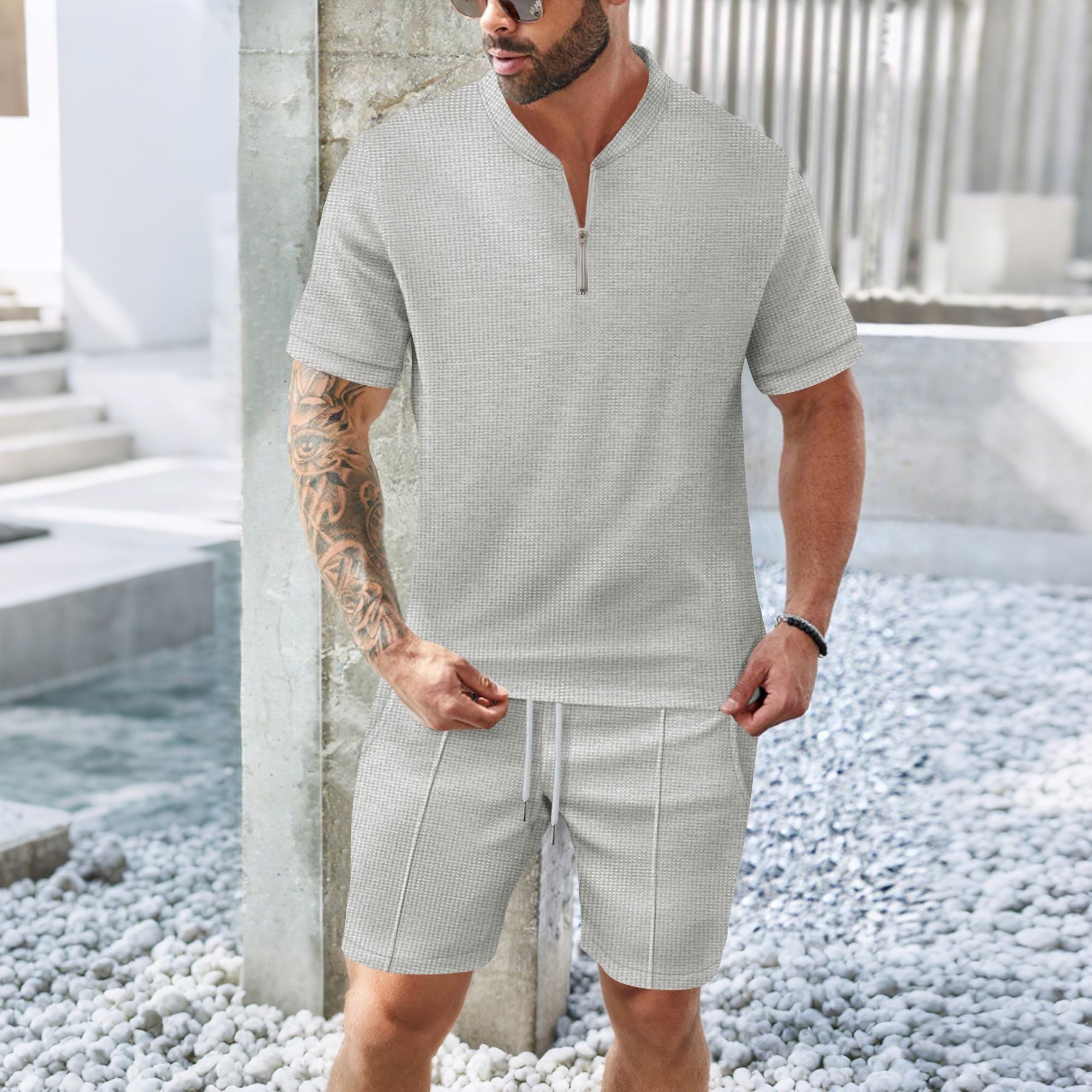 Men's gray relaxed fit zip neck sports set breathable short-sleeve training top and bottoms