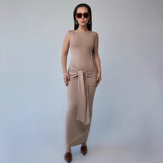 Women's black bodycon maxi dress sleeveless round neck with elegant waistband for celebrations