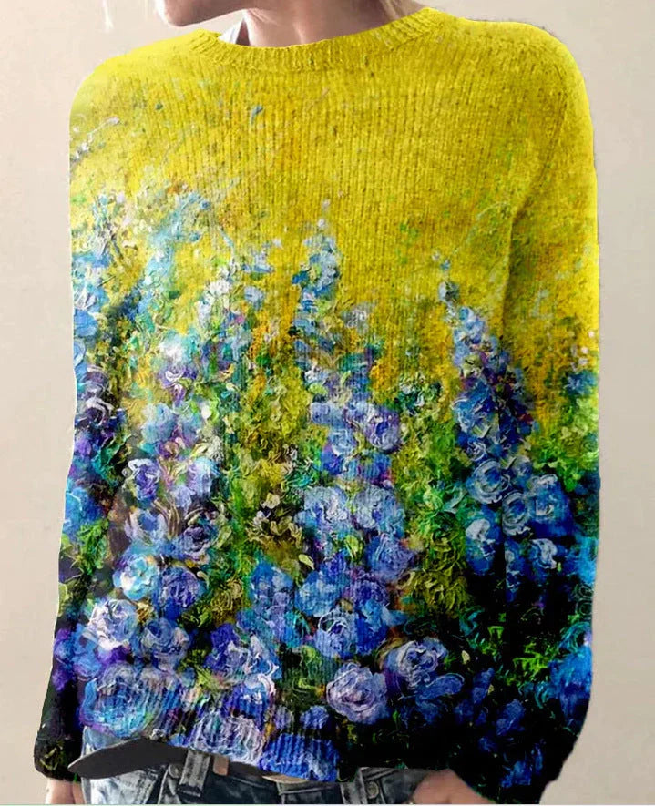 Women's relaxed wool-feel sweatshirt with delicate floral embroidery, cozy everyday casual style