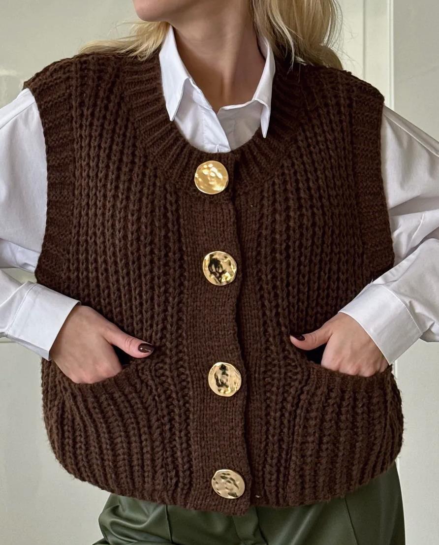 Women's wool blend ribbed knit oversized vest with button front closure and side pockets