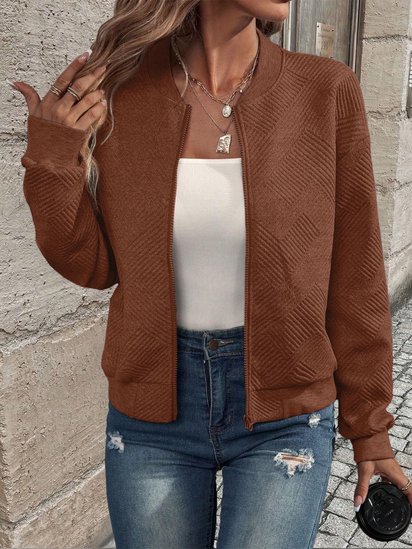Women's cozy winter zip-up cardigan long sleeve layering essential in casual chic style