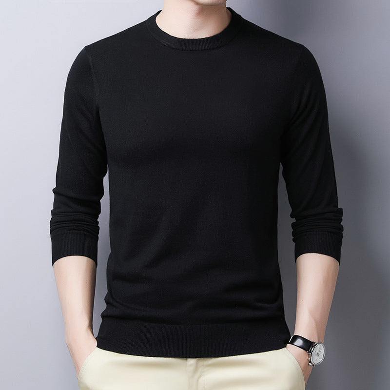 Men's slim fit long sleeve t-shirt in neutral tone, round neck, soft breathable fabric for everyday wear