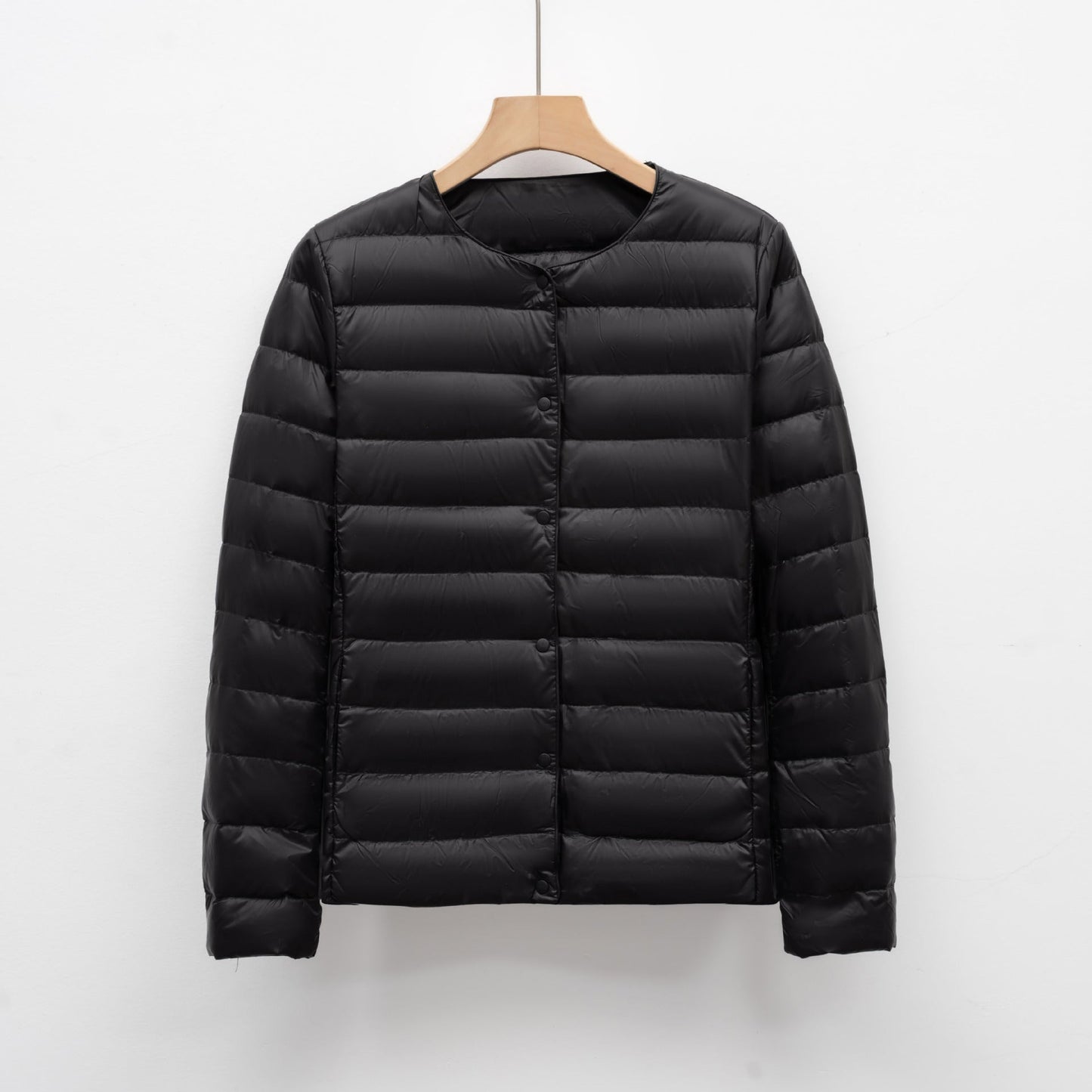 Women's slim fit quilted down jacket hip length snap front lightweight warm casual coat