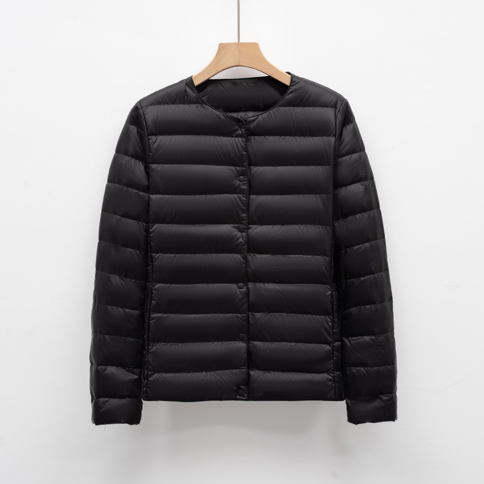 Women's slim fit quilted down jacket hip length snap front lightweight warm casual coat