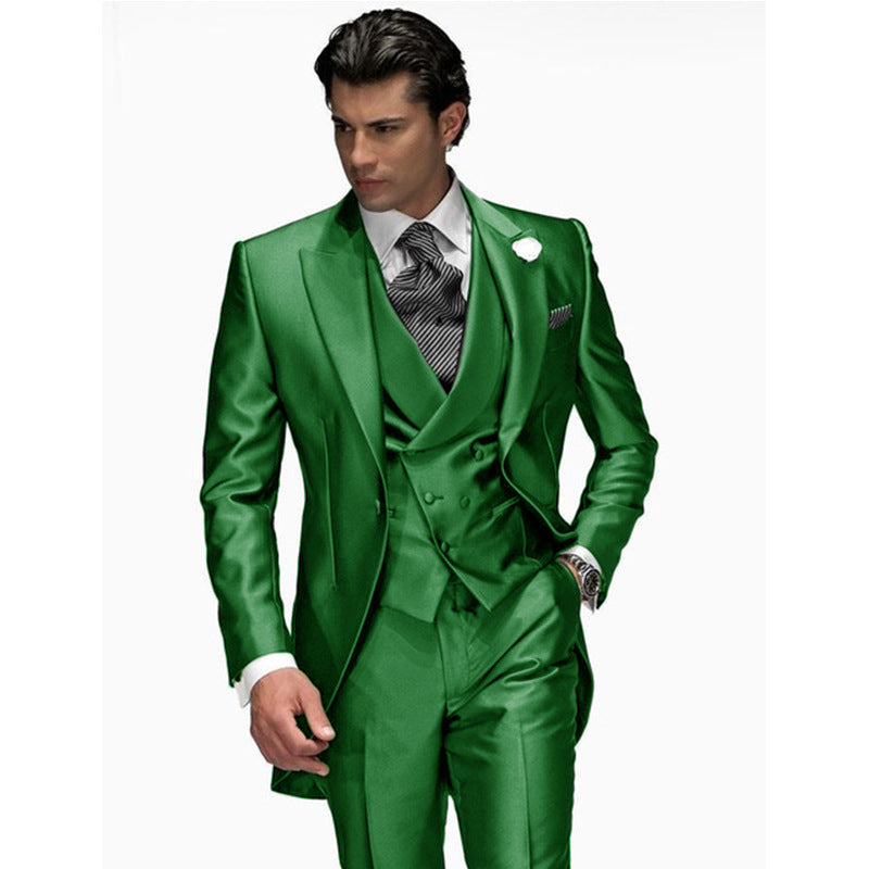 Men's 3-piece tailored fit satin-look suit with double breasted vest, sleek formal style