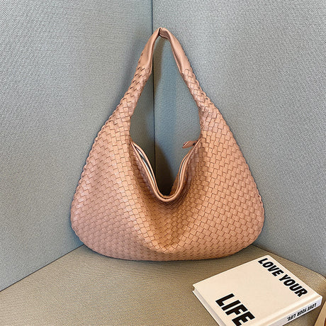 Red woven tote bag Valentina structured shopper with textured weave pattern for everyday women's use