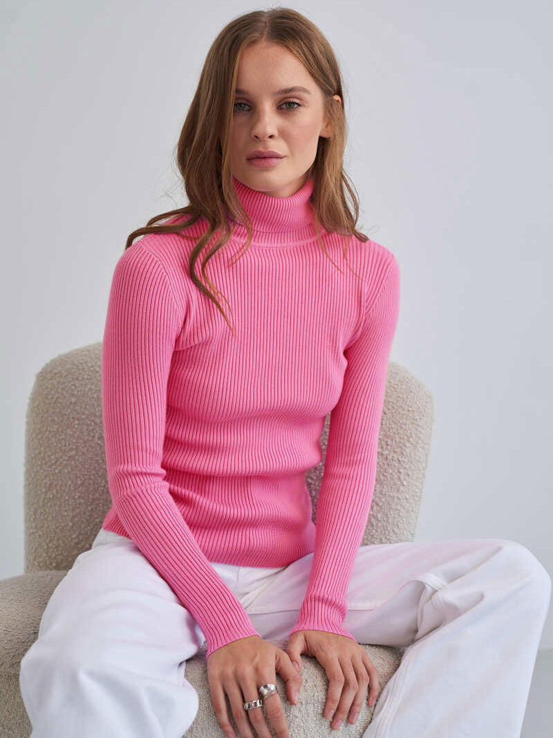 Women's slim fit ribbed knit turtleneck pullover top long sleeve layering essential