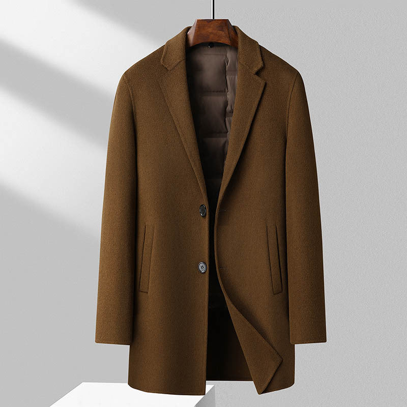 Men's wool blend mid-length overcoat with quilted lining and notched lapel, regular fit for versatile warmth