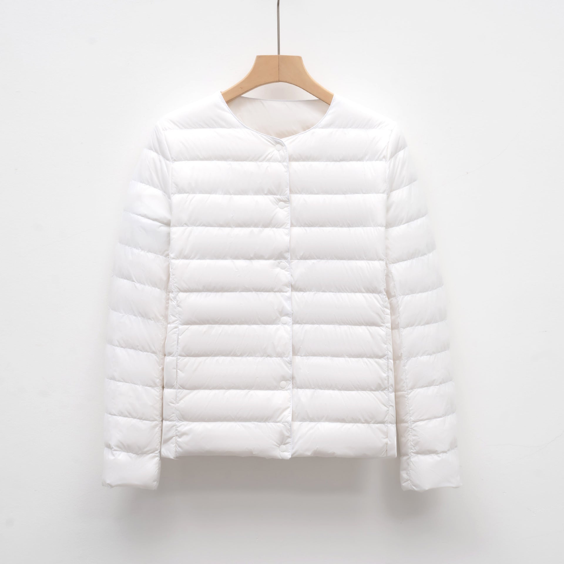 Women's slim fit quilted down jacket hip length snap front lightweight warm coat
