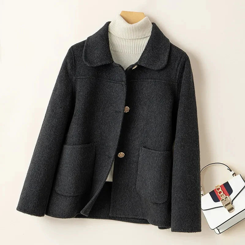 Women's boxy wool jacket with Peter Pan collar, relaxed fit, timeless everyday style