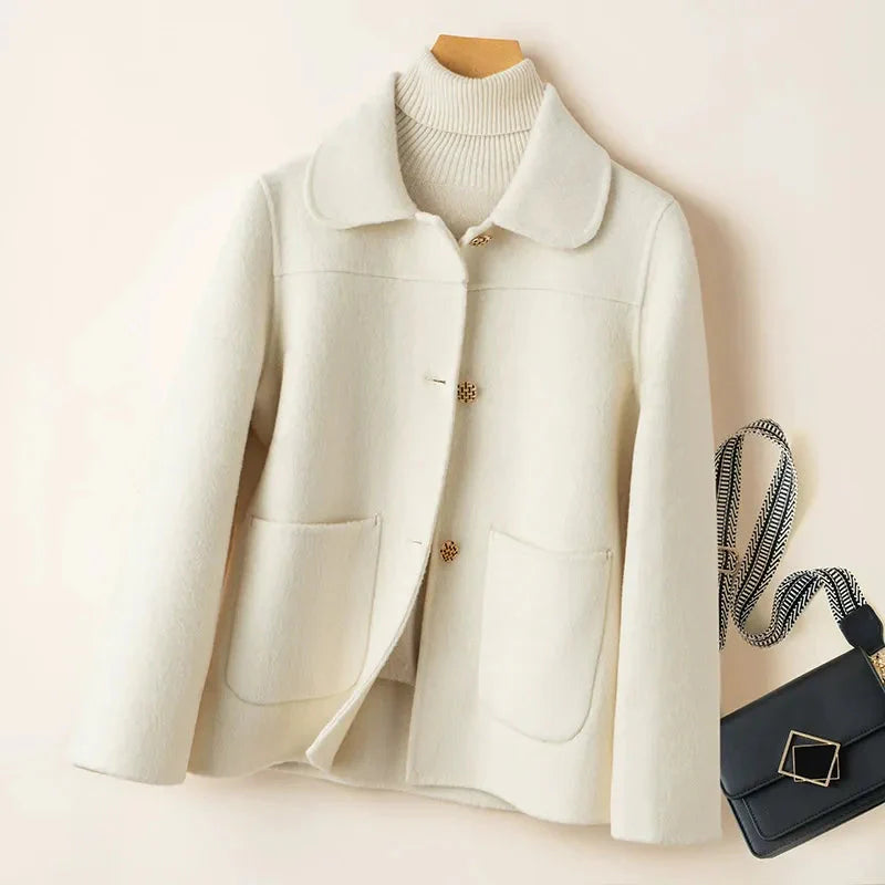 Women's boxy wool jacket with Peter Pan collar, relaxed fit, timeless everyday style
