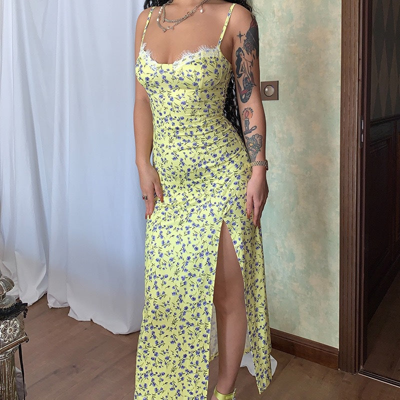 Women's floral midi dress tailored fit sweetheart neckline with front slit and adjustable straps