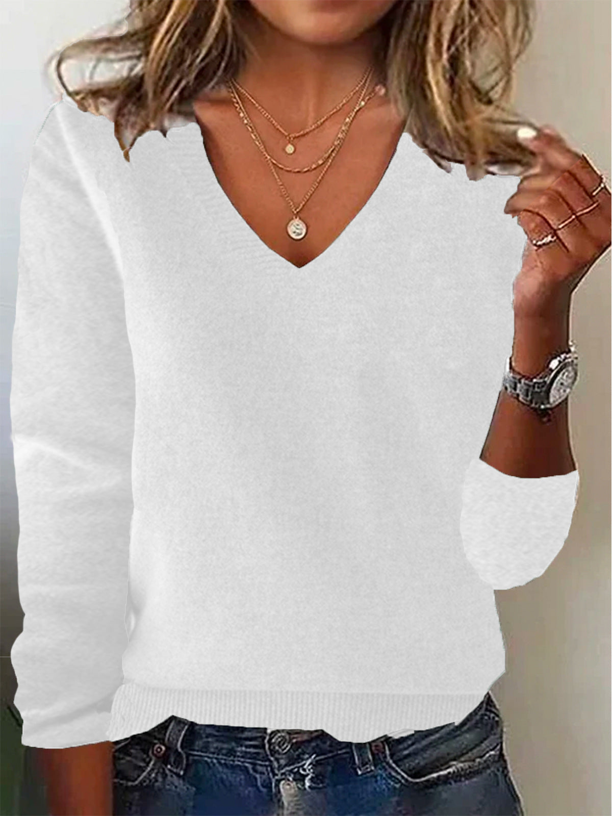 Women's wool knit pullover sweater relaxed fit V-neck long sleeve casual style breathable layering