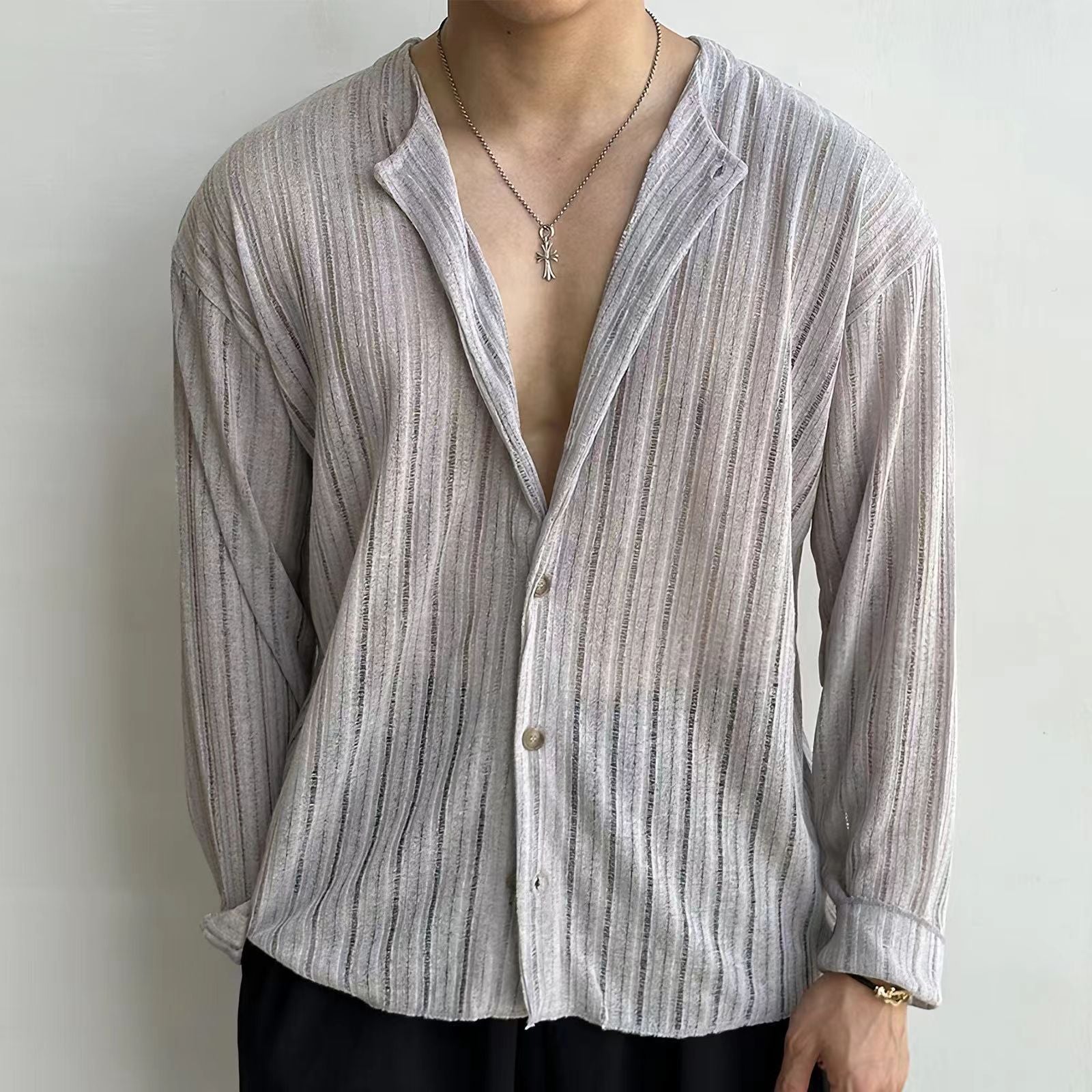 Men's relaxed fit V-neck cotton knit cardigan with button closure in breathable everyday style