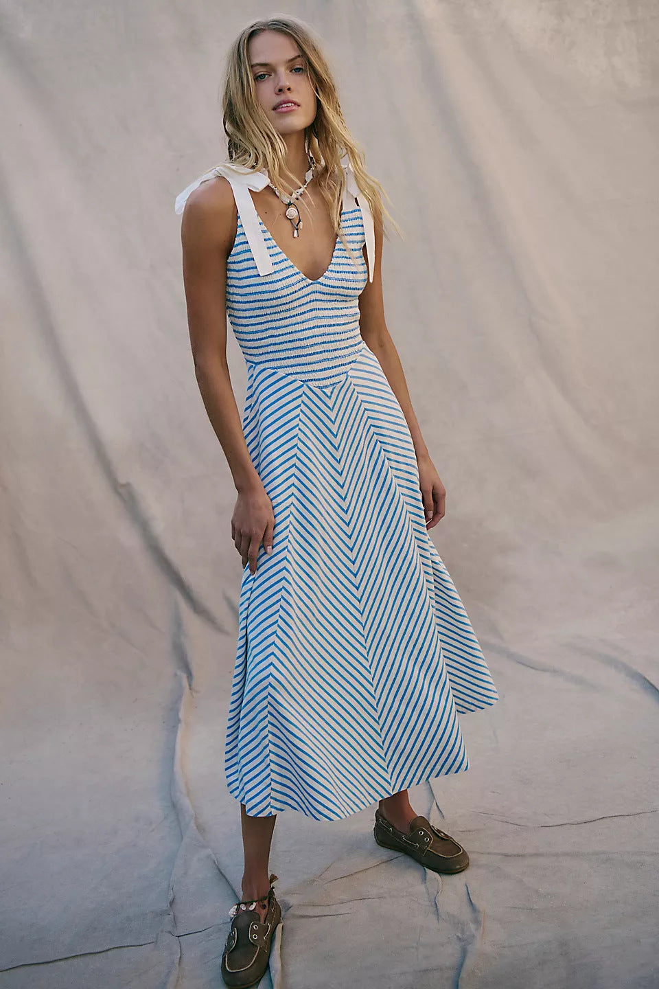 Women's lightweight cotton maxi dress deep V-neck adjustable straps with pockets summer casual style