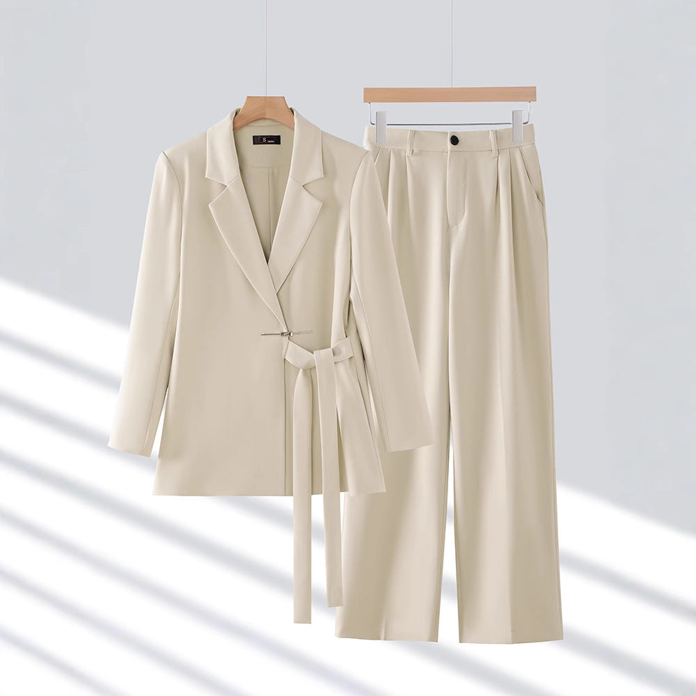 Women's tailored blazer set belted fit wide-leg trousers luxurious fluid fabric Nordic Flair