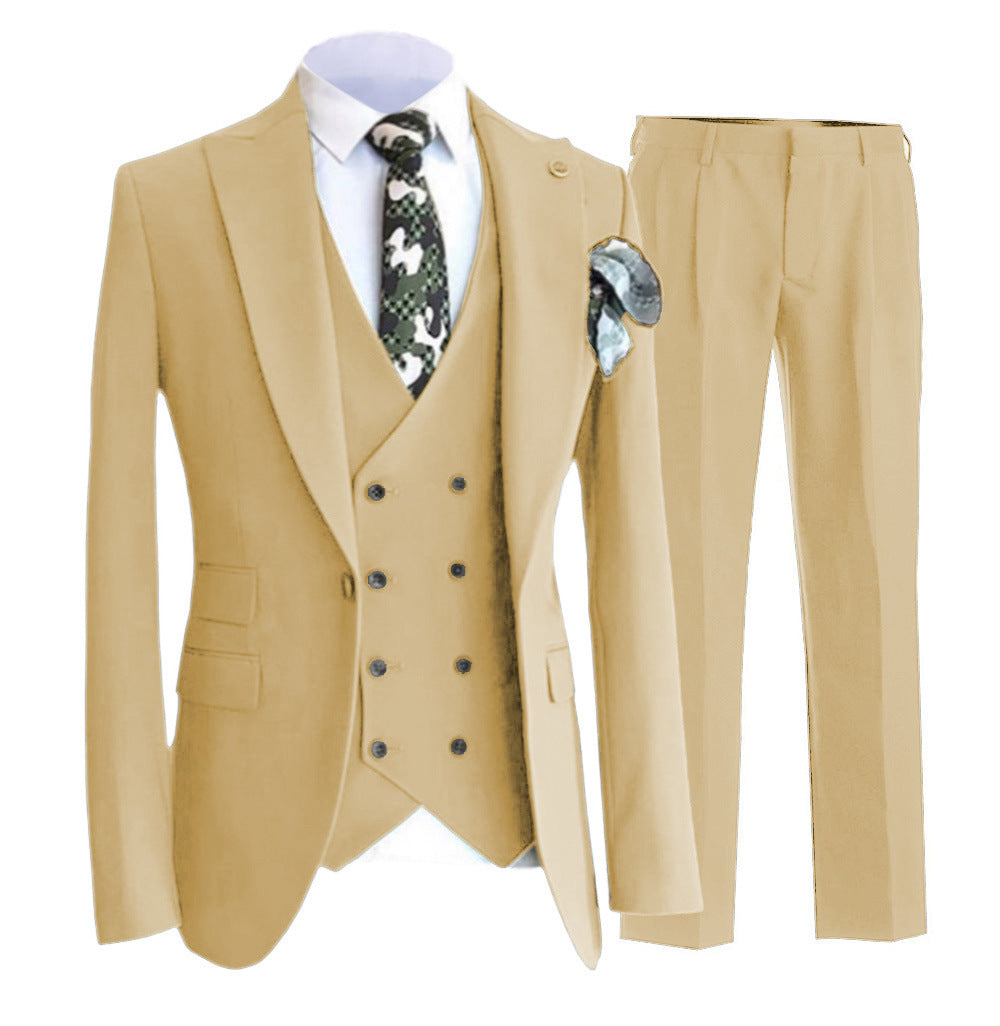 Men's slim fit double breasted vest set with peak lapel in tailored silhouette sharp style