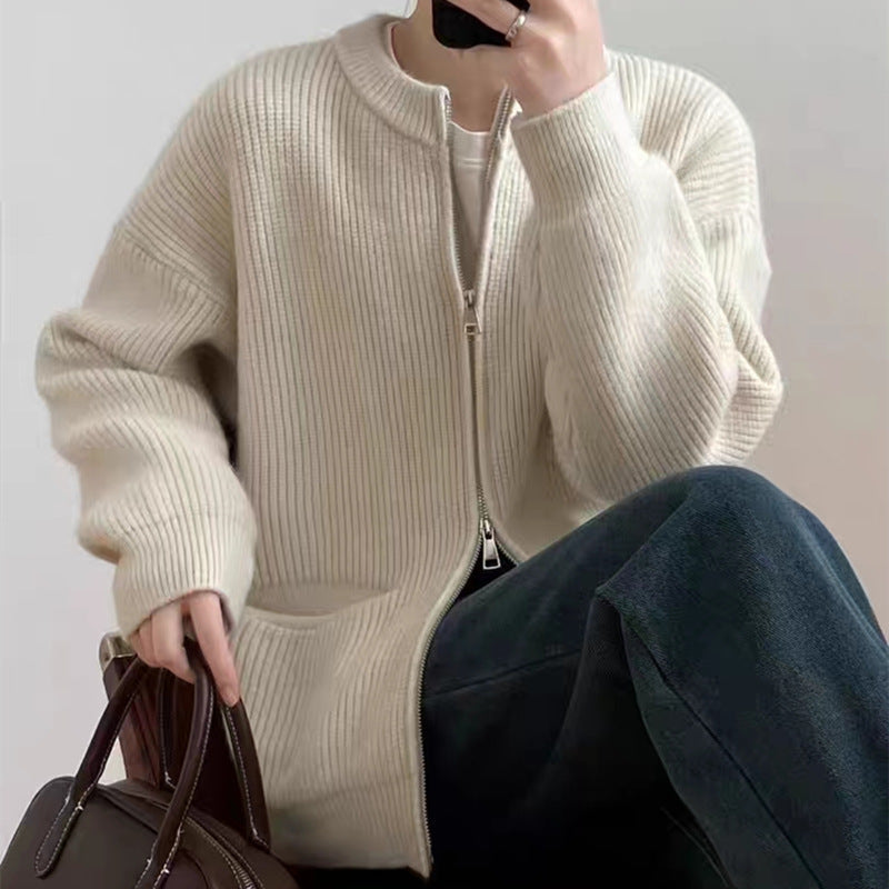 Women's oversized ribbed wool-blend cardigan in cozy knit with double zipper closure and side pockets