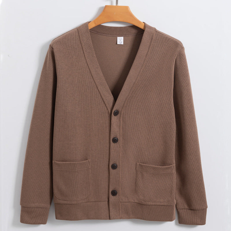 Men's relaxed fit cotton knit cardigan with button closure and side pockets casual style
