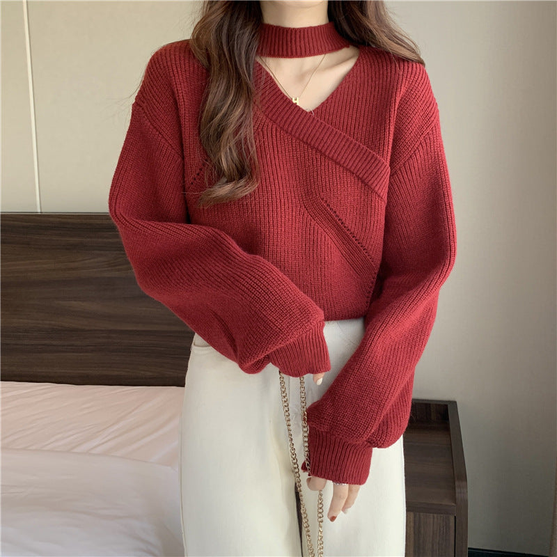 Women's relaxed fit V-neck knit sweater with choker collar, cozy paisley style for fall layering