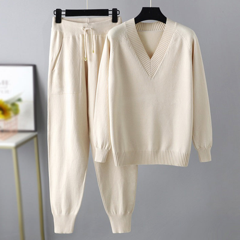 Women's silky viscose knit leisure set in neutral tone, relaxed elegant cut with fluid drape