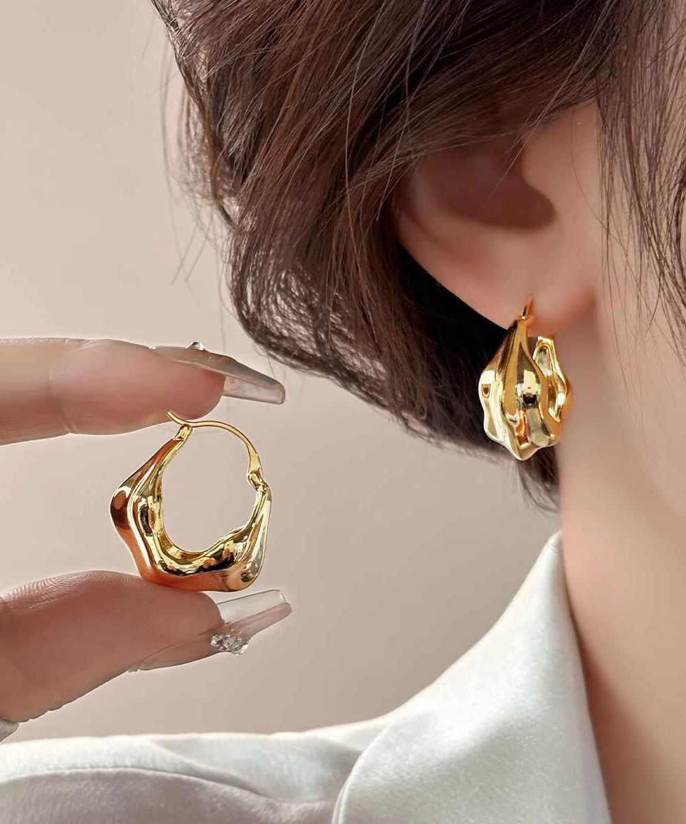 Boucles d'oreilles créoles en métal doré au design original - Urbann-Vibe