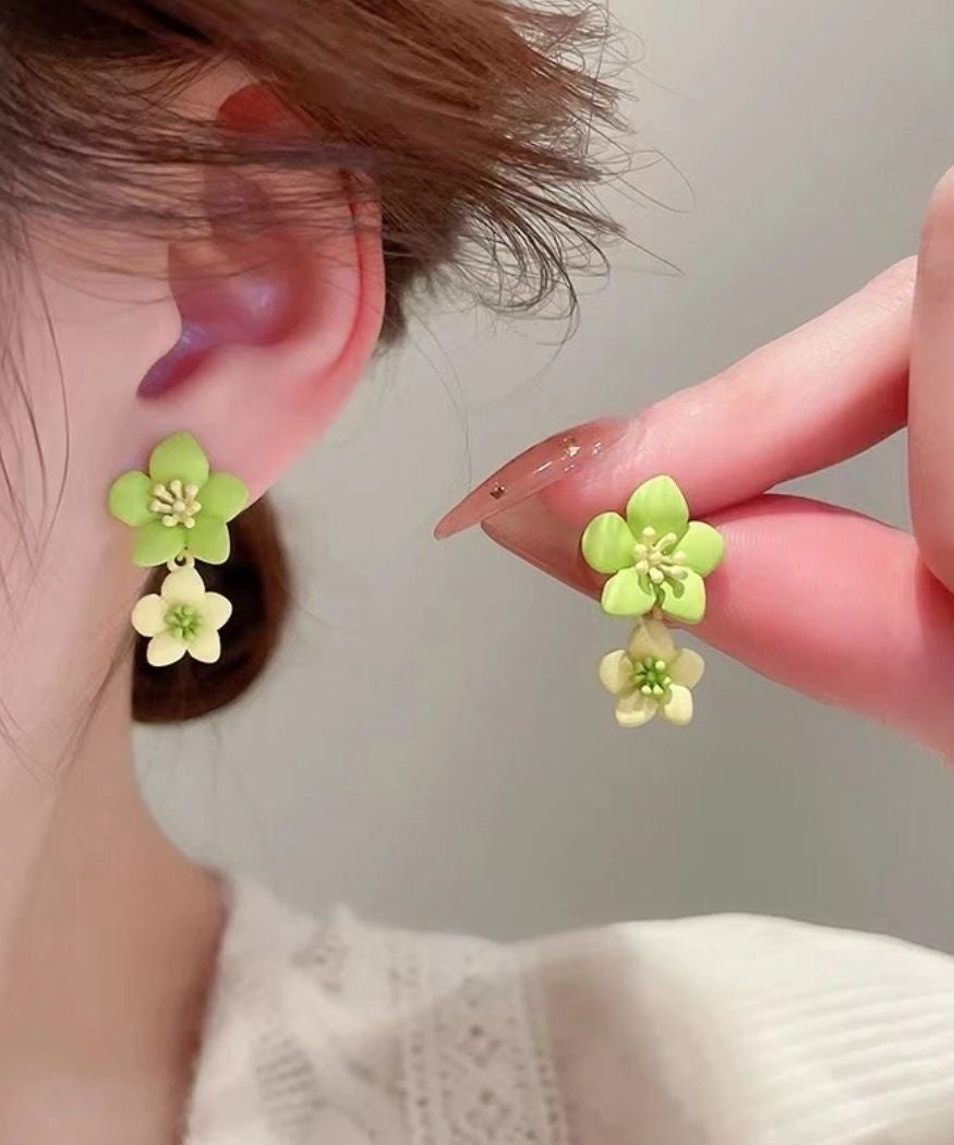 Boucles d'oreilles pendantes florales en alliage vert au design original - Urbann-Vibe