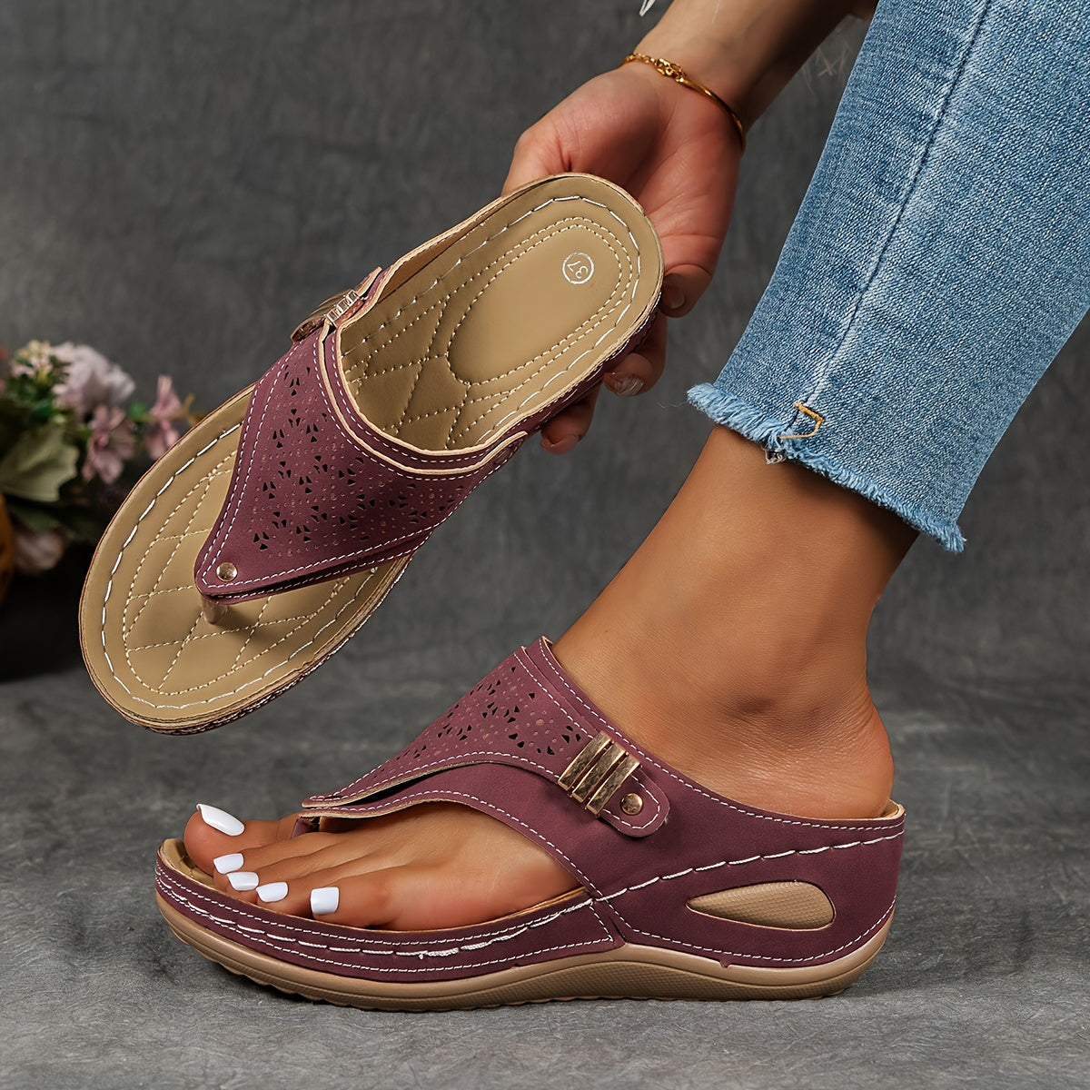 Beige ergonomic outdoor sandals with cushioned footbed, arch support, and adjustable straps for all-day comfort