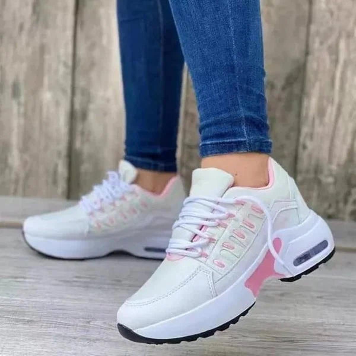 Women's wide-fit grey mesh training sneakers with cushioned sole and breathable lightweight design