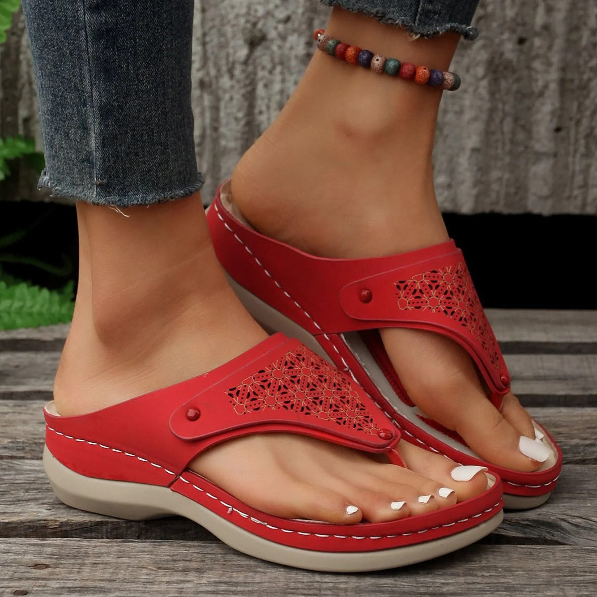 Neutral outdoor support sandals with contoured sole, multi-point straps, and open-toe breathable design